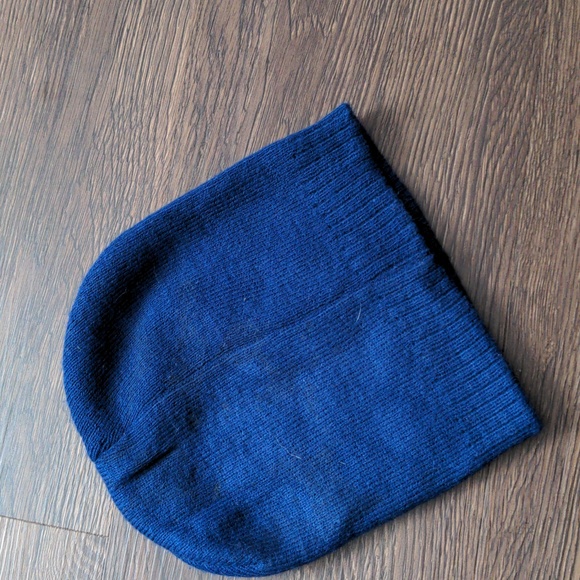 Phat Farm One Size Fits all Blue and White Beanie Winter Hat - Picture 2 of 4